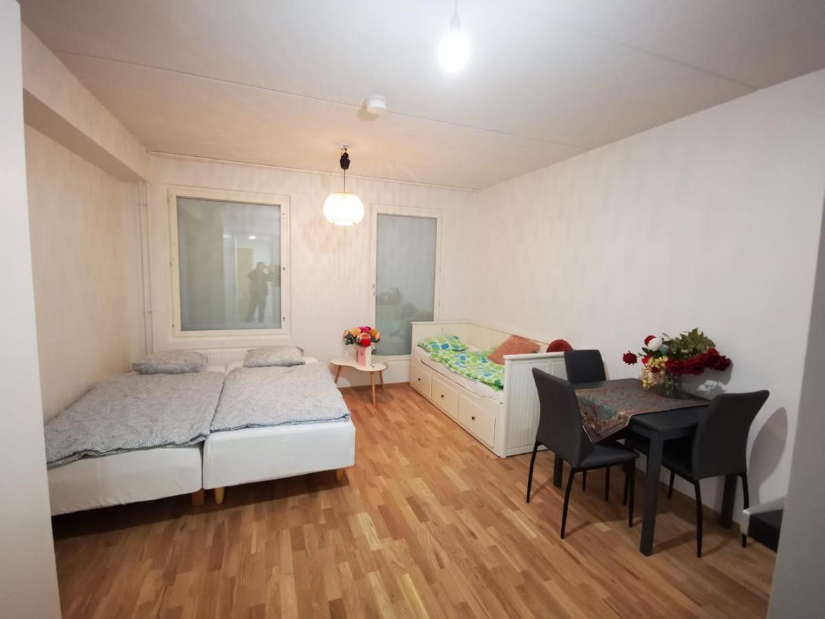Ruby Studio 5Min To Vantaa Airport And 20Min To Helsinki Center Apartment Exterior photo